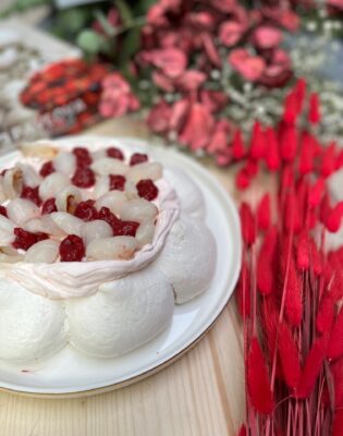 Pavlova rose, litchi et framboise