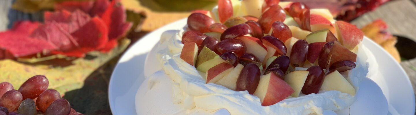 Pavlova pommes raisins